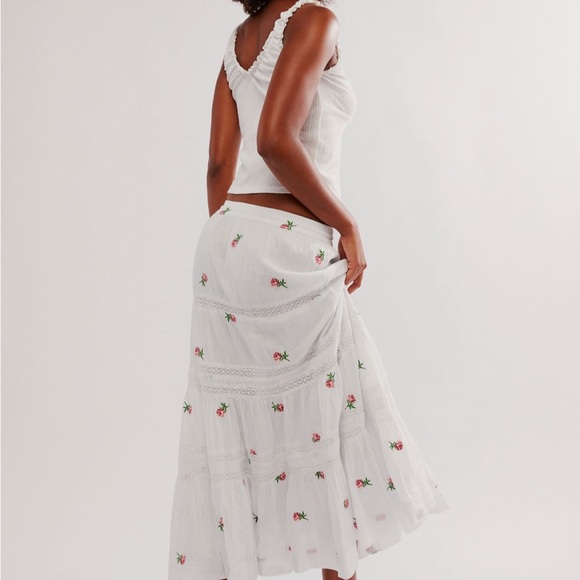 Free People Damson Madder Eden Floral Skirt Size 14 NWT - Picture 3 of 9